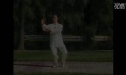 邱慧芳24式简化太极拳视频,流畅动作，养生之道